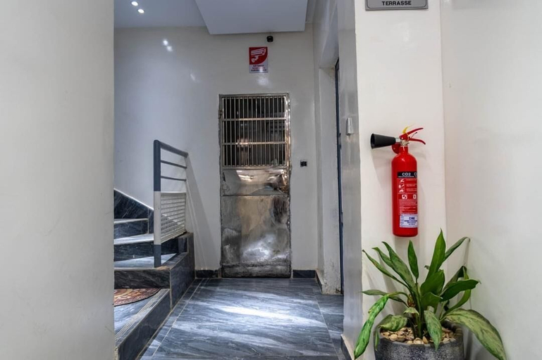 Interior 4, chambre c1, Dakar