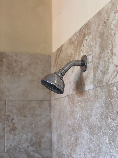 Bathroom 3, Hotel Enrique II, Distrito Nacional