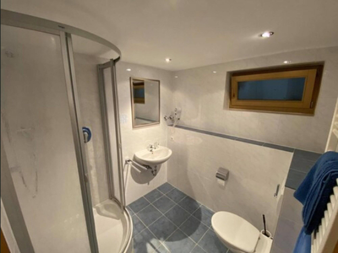 Bathroom 5, Hotel Zur Ulme, Ebersberg