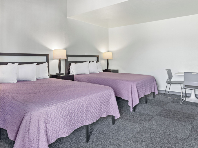 Bedroom 3, Fort Collins Inn, Larimer