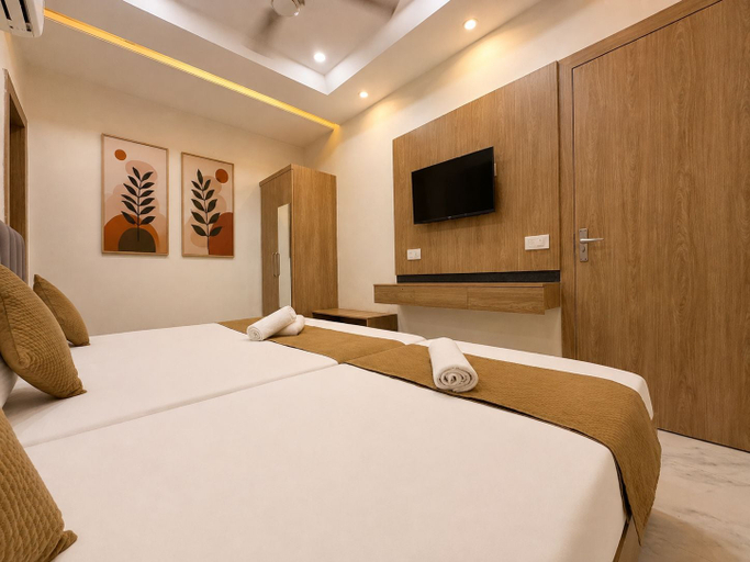 Room 5, Hotel Signature INN, Mathura