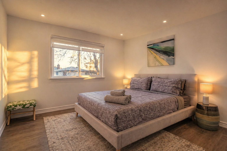 Room 3, Spacious Villa in Scarborough, Toronto