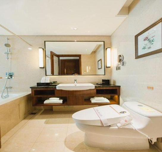 Bathroom 4, Grand Soluxe Zhongyou Hotel Shenzhen, Shenzhen