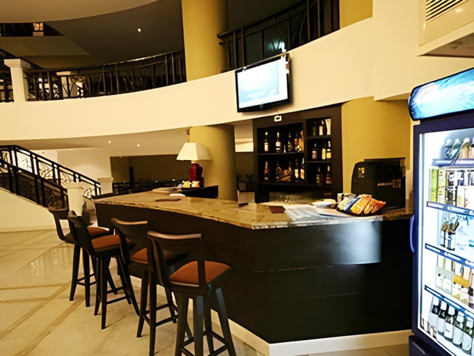 Food & Drinks 4, Summer Spring Hotel, Pattaya