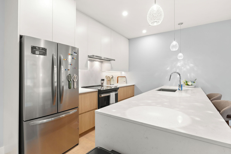 Private kitchen 3, Revelhaus, Columbia-Shuswap