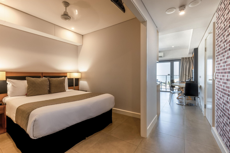 Bedroom 3, Oaks Darwin Elan Hotel, Darwin