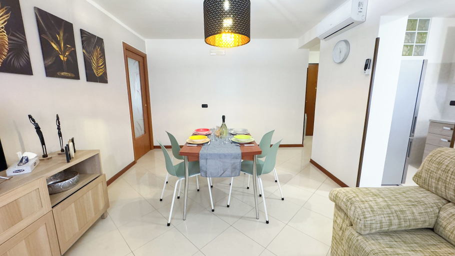 Others 5, Hellen House by Ca-sa Check, Venezia
