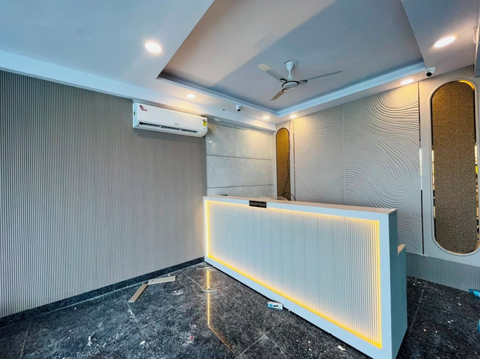 Lobby, Roomshala Hotel Amana Stays Sec 44, Gautam Buddha Nagar