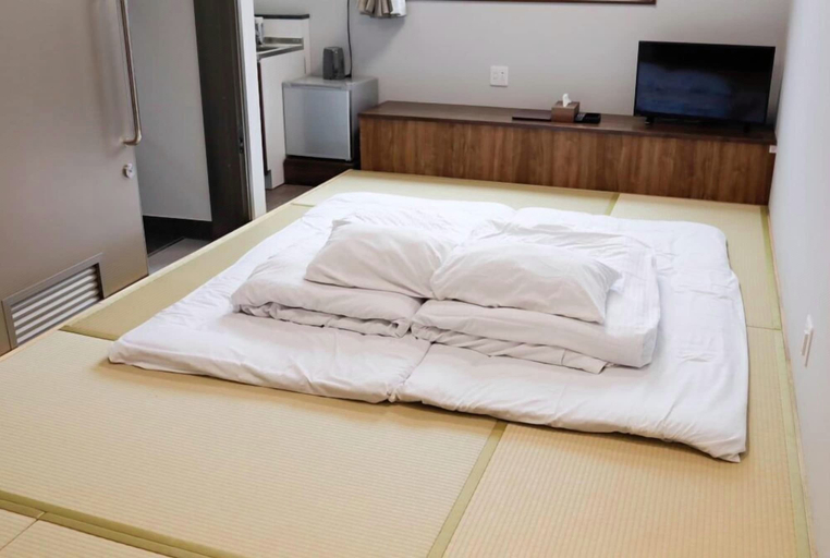 Bedroom, Hotel Kanaloa, Tokashiki