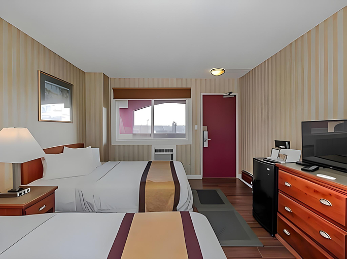 Bedroom 2, Canadas Best Value Inn Calgary Chinook Station, Division No. 6