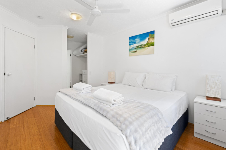 Bedroom 3, Diamond Beach Resort, Family apartment #155, Gold Coast