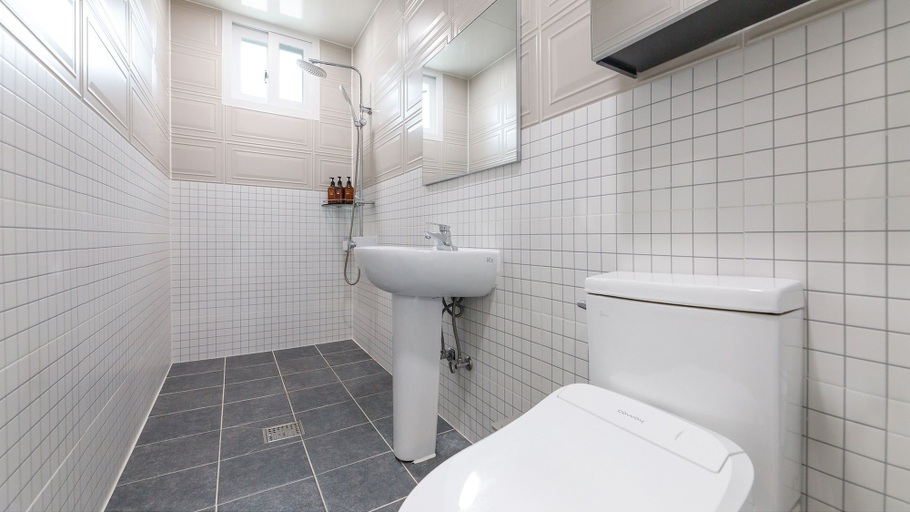 Bathroom 3, Taean Blueisland Pool Villa, Taean