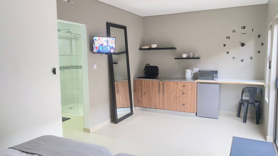 Room 4, Room-nest24 Evans Park Private & Cosy Gu, City of Johannesburg