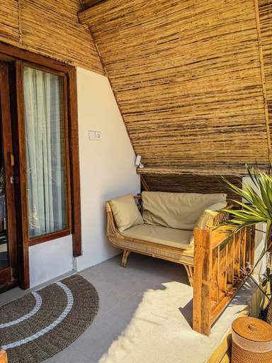 Terrace/patio 2, Kura beach resort Gili air, Lombok