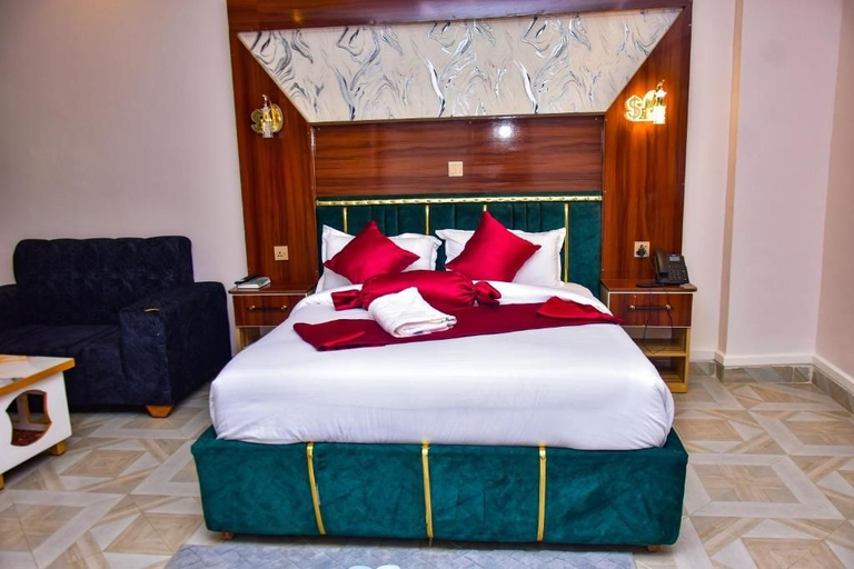 Room 5, Naks Palm Hotel, Nakuru Town East