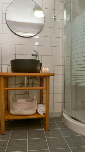 Bathroom 4, Evangelia Residenza, Crete