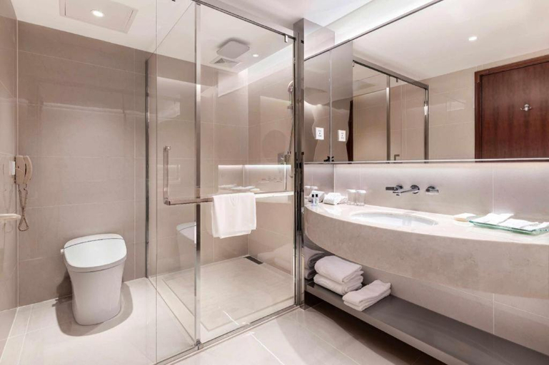 Bathroom 4, Gladden ShiLong, Dongguan