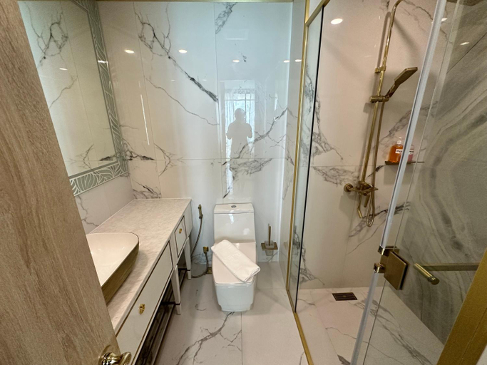 Bathroom 5, Copacabana Jomtien Beach Condo, Pattaya