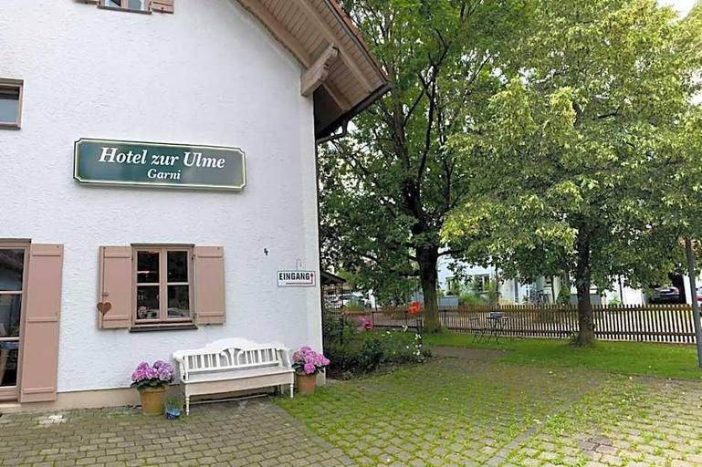 Exterior & Views, Hotel Zur Ulme, Ebersberg