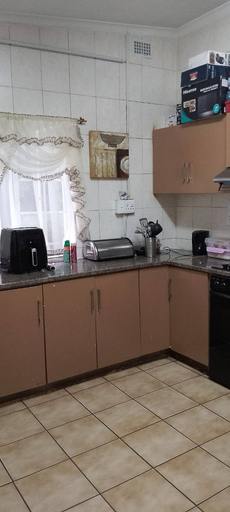 Private kitchen 3, Room-alexandra Bed & Breakfast Room 6, Umgungundlovu