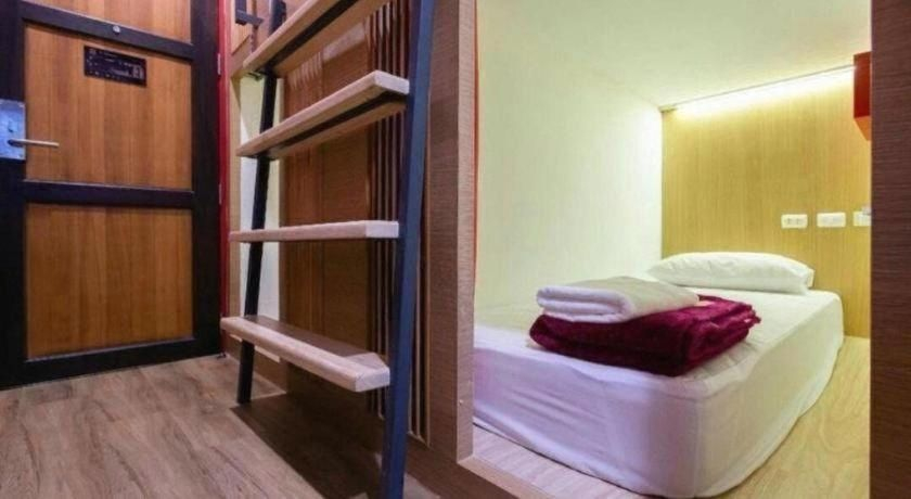 Bedroom 2, Prince Theatre Heritage Stay Hostel - Silom, Bang Rak