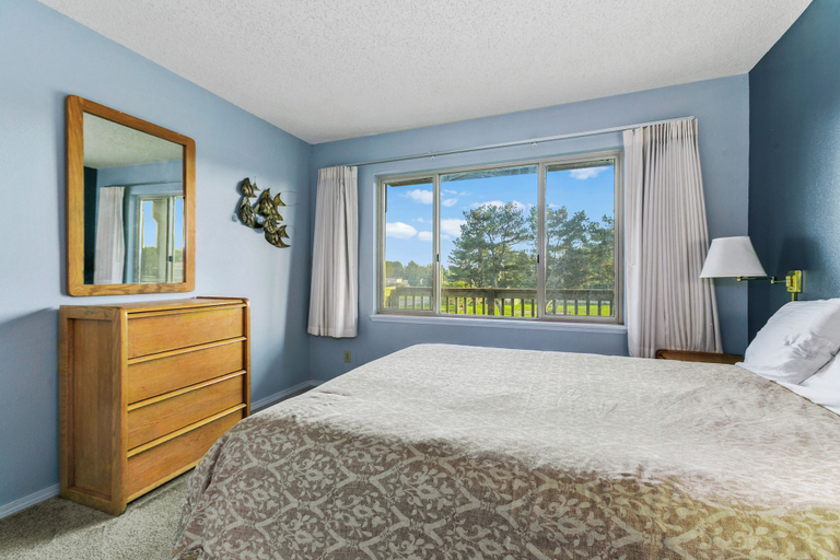 Bedroom 3, The Polynesian Resort, Grays Harbor