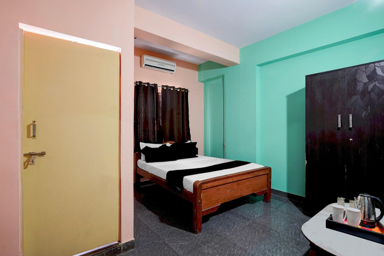 Room 5, Hotel O Doddabalapura, Bangalore Rural