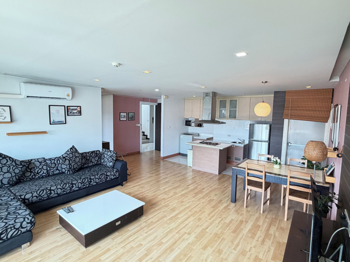 Living area 5, P Residence Thonglor, Wattana