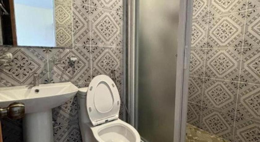 Bathroom 3, Santiago Bay Garden & Resort, San Francisco