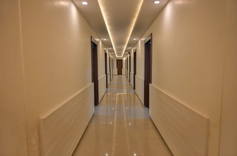 Interior 5, Hotel Royal Park, Badgam