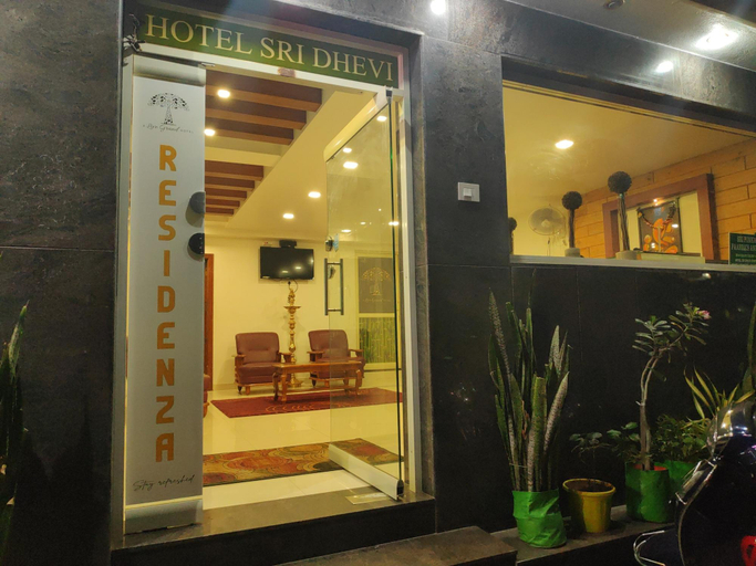 Exterior & Views, LIVGRAND HOTEL SRI DHEVI Salem, Salem
