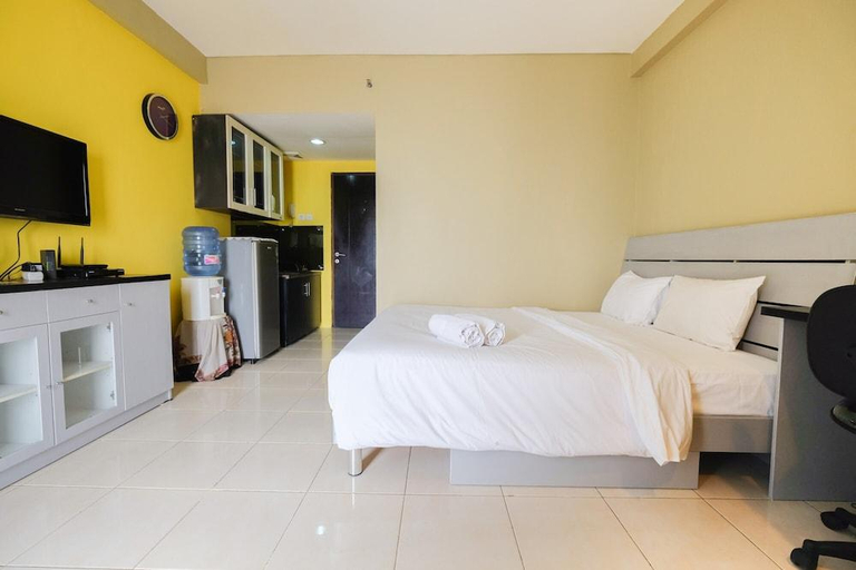 Bedroom 2, Modern and Comfy Studio Tamansari Sudirman Apartment, South Jakarta