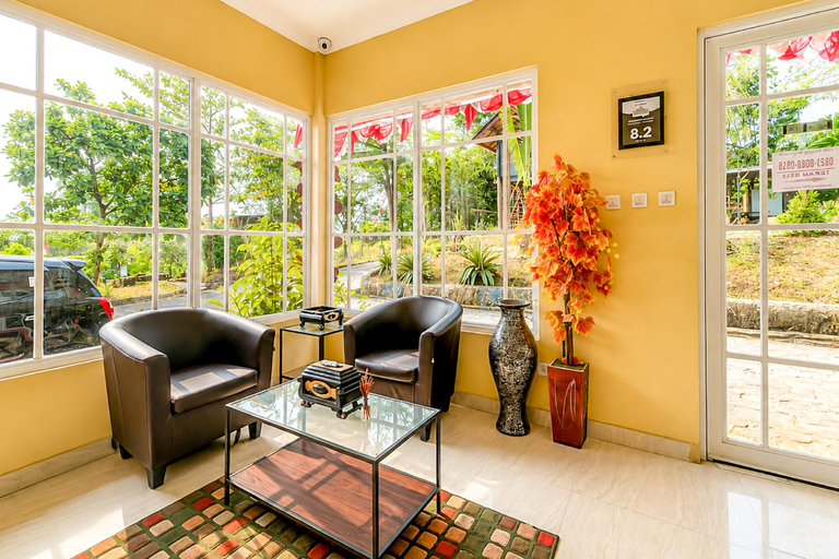 Public Area, Kampung Abdi Resort Syariah Mitra RedDoorz, Bogor