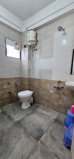 Bathroom, Hotel Apple Inn, Narmada