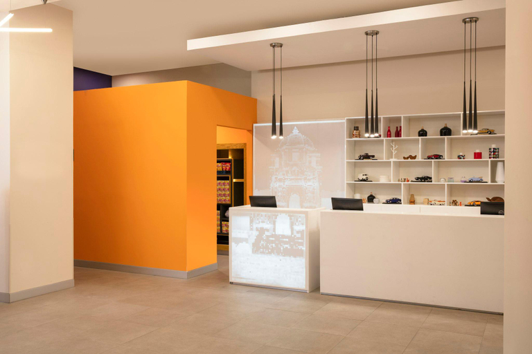 Public Area 2, Fiesta Inn Express Monterrey Centro, Monterrey
