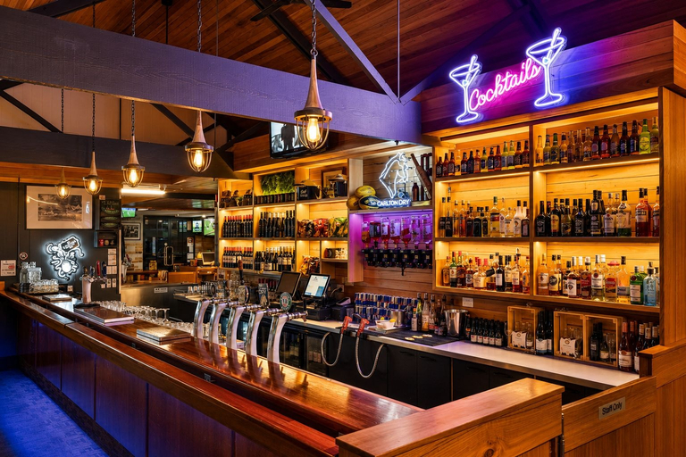 Food & Drinks 5, Mallacoota Hotel Motel, E. Gippsland - Orbost