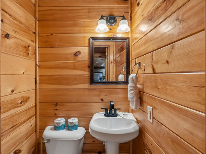 Bathroom 3, Parkside Lodge by Jackson Mountain Rentals, Sevier
