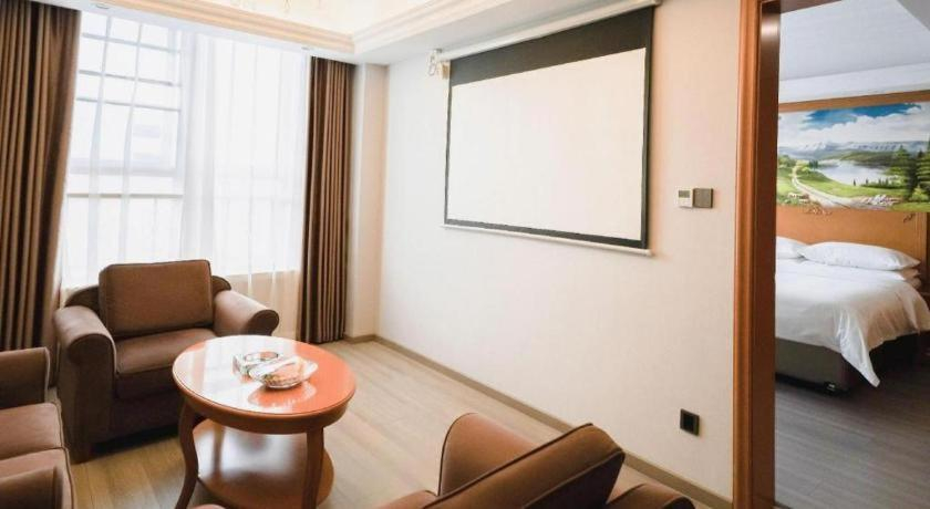 Bedroom 2, Vienna Hotel Anhui Xuancheng High-Speed Railway Station, Xuancheng