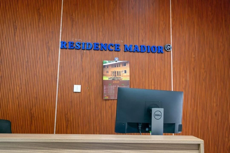 Lobby 5, chambre c1, Dakar