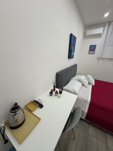 Room 2, M.C.Rooms di Caropreso Nicola, Napoli