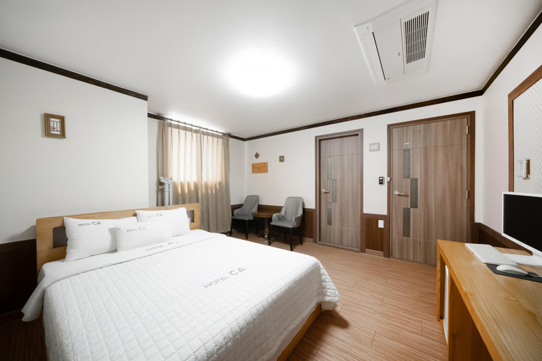 Bedroom 2, Gunsan CA Hotel, Gunsan
