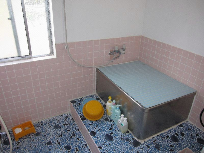 Bathroom 2, Awajishima Eight Minshuku , Sumoto