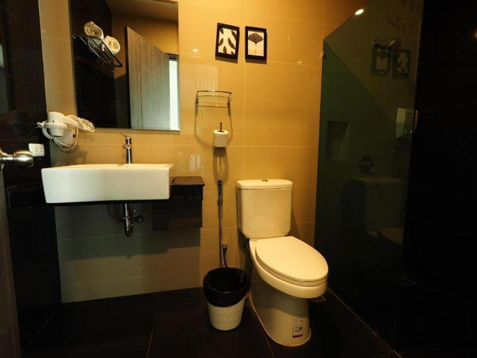 Bathroom 4, BB House Chaingmai, Muang Chiang Mai