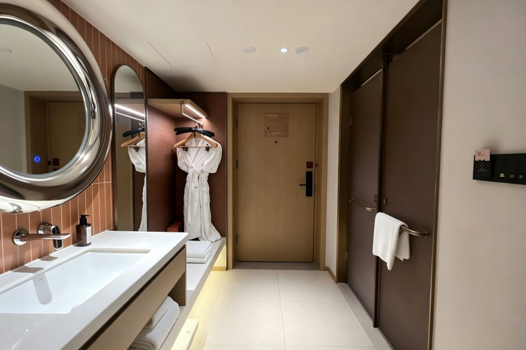 Bathroom 5, Madison Hotel Chongqing Jiefangbei Changhang, Chongqing
