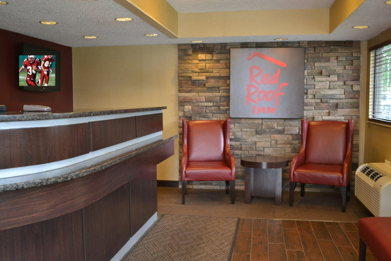 Public Area, Red Roof Inn Elkhart, Elkhart