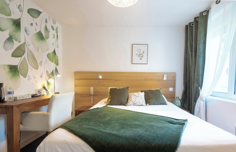 Bedroom 3, Auberge du Cheval Blanc, Morbihan