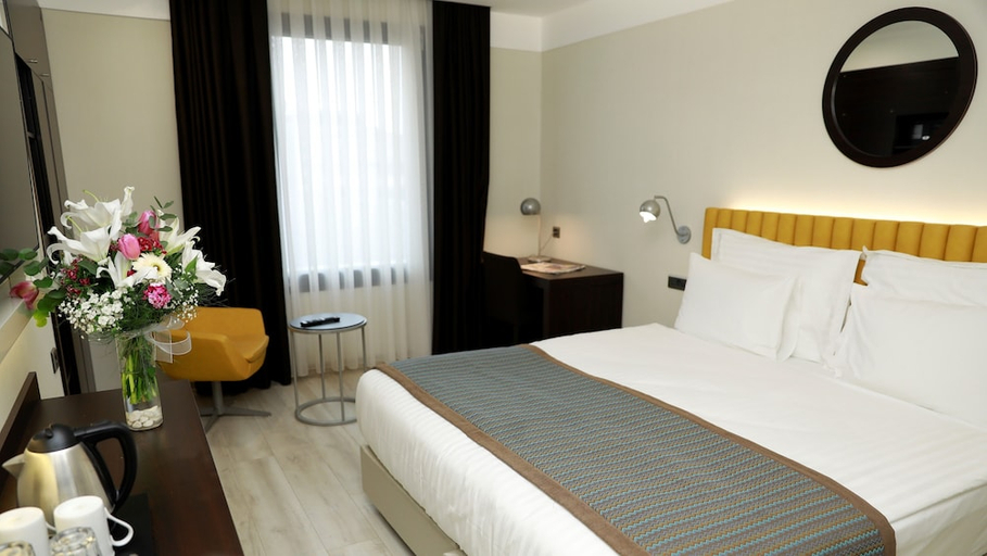 Bedroom 4, Milord Hotel, Beşiktaş