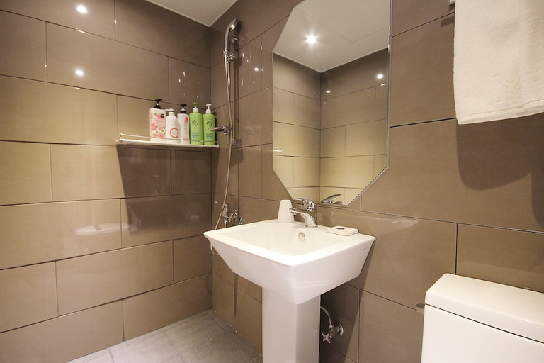 Bathroom 5, Busan Haeundae Hotel A, Haeundae