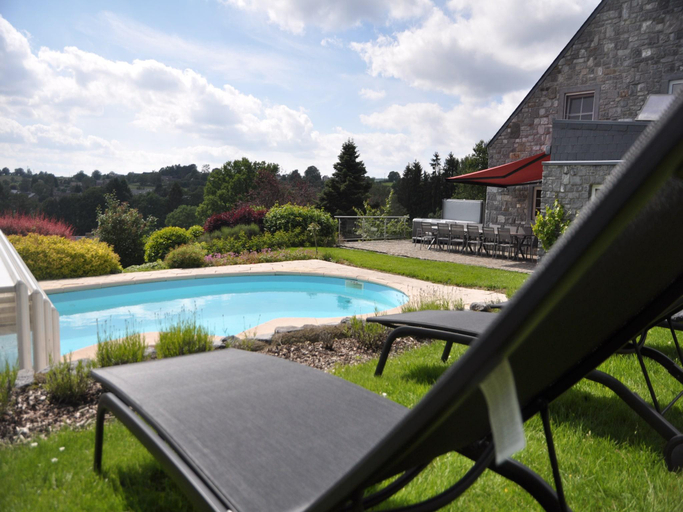 Sport & Beauty 2, Luxurious Villa with Pool in the Ardennes, Liège