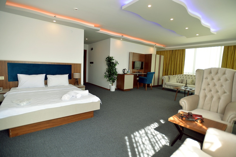 Bedroom 2, Tevetoglu Hotel, Tuzla